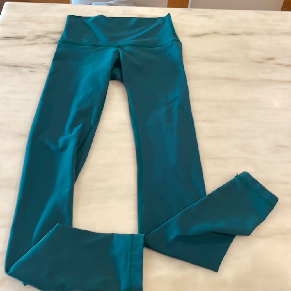 LULULEMON HUNTER GREEN LEGGINGS